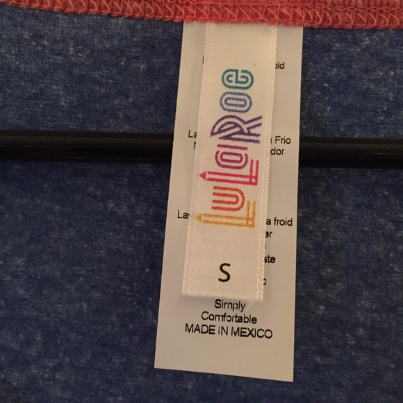 Lularoe Classic T size small - Picture 3 of 4